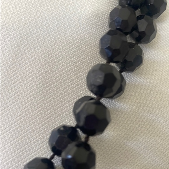 Black beads necklace vintage beads with a little sparkle - Picture 3 of 4